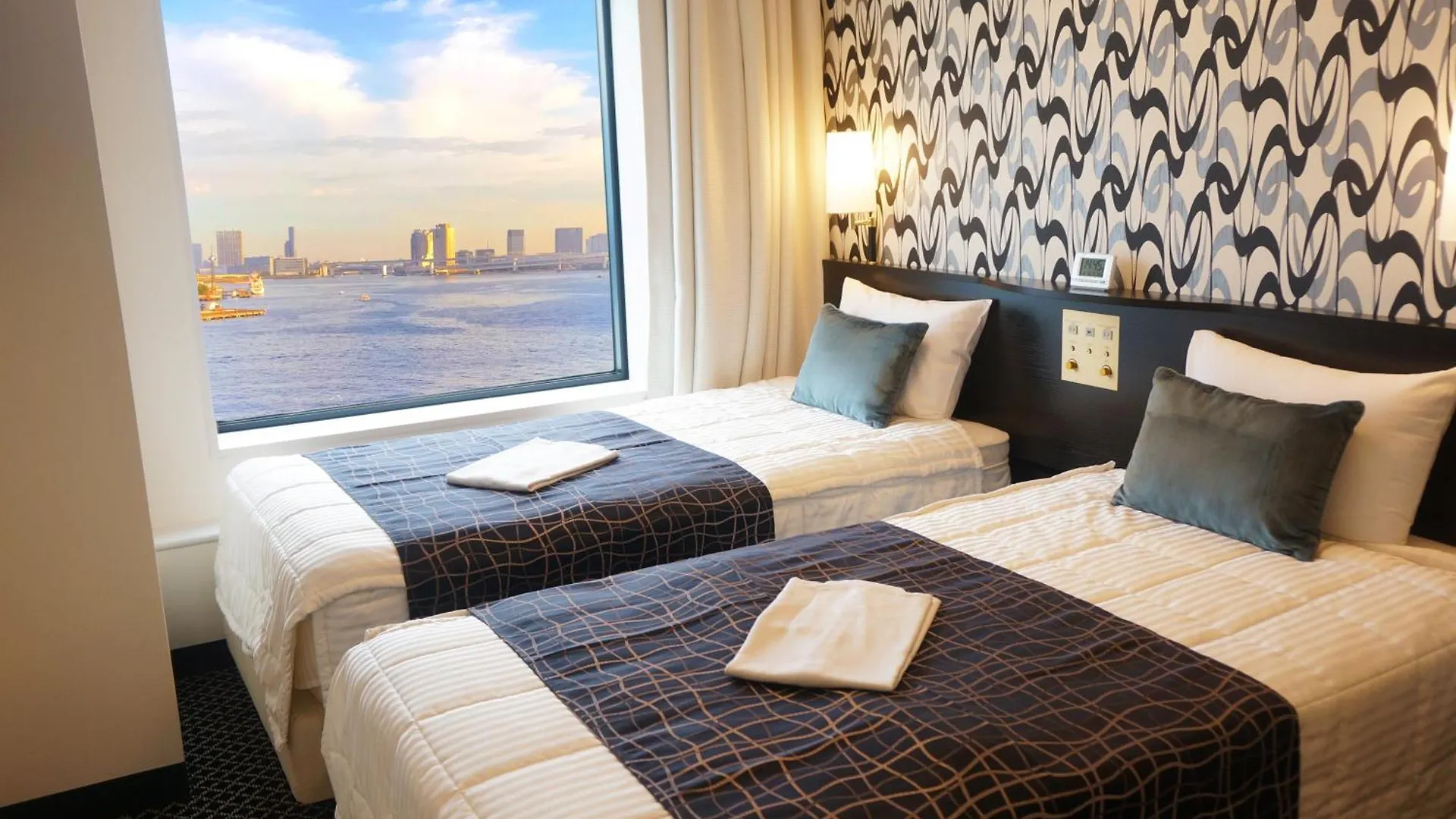 Bayside Hotel Azur Takeshiba Tokyo